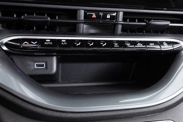 Voertuigafbeelding 11