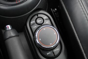 Voertuigafbeelding 25