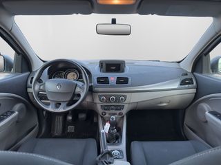 Voertuigafbeelding 12