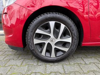 Voertuigafbeelding 12