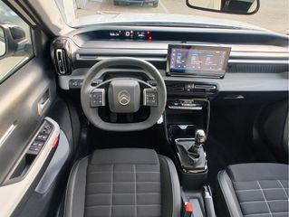 Voertuigafbeelding 12