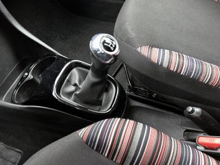 Voertuigafbeelding 13