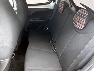 Voertuigafbeelding 25