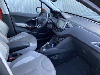 Voertuigafbeelding 16