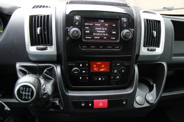 Voertuigafbeelding 21