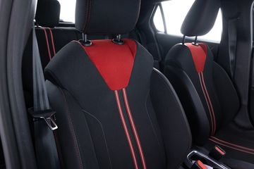 Voertuigafbeelding 4