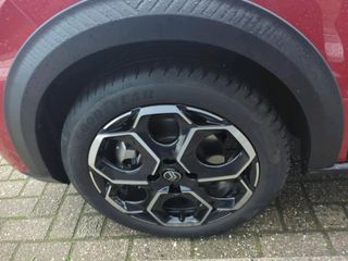 Voertuigafbeelding 7