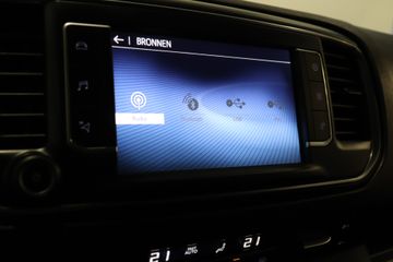 Voertuigafbeelding 12