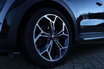 Voertuigafbeelding 8