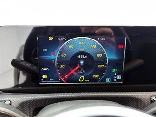 Voertuigafbeelding 12