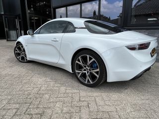 Voertuigafbeelding 2