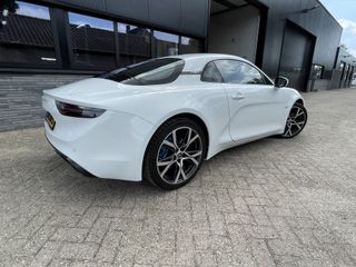 Voertuigafbeelding 4