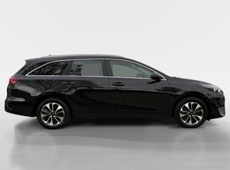 Voertuigafbeelding 6