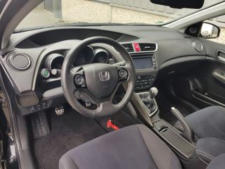 Voertuigafbeelding 8