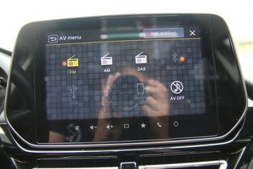 Voertuigafbeelding 9