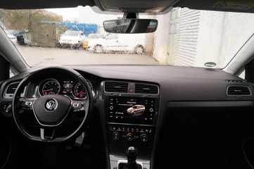 Voertuigafbeelding 9