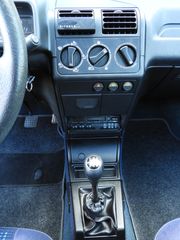 Voertuigafbeelding 9