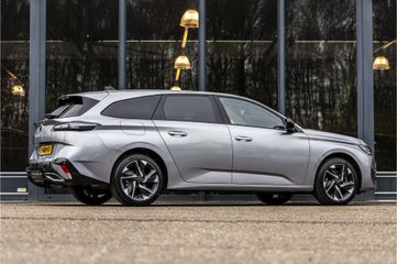 Voertuigafbeelding 4