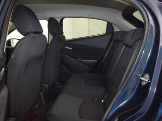 Voertuigafbeelding 7