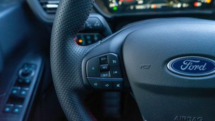 Voertuigafbeelding 16