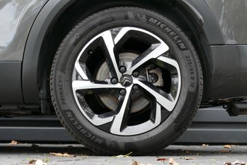 Voertuigafbeelding 12