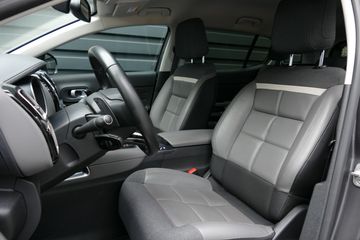 Voertuigafbeelding 15