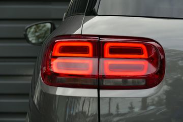 Voertuigafbeelding 5