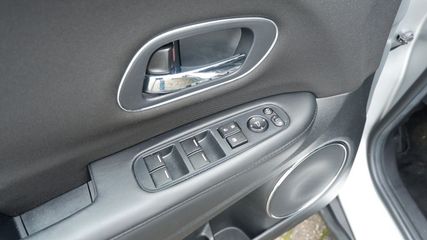 Voertuigafbeelding 6