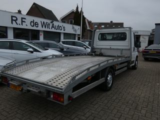 Voertuigafbeelding 3