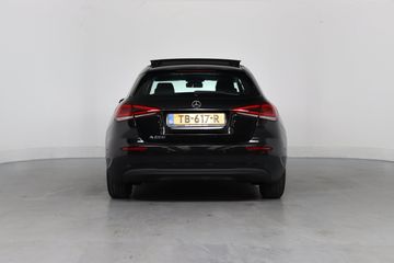 Voertuigafbeelding 10