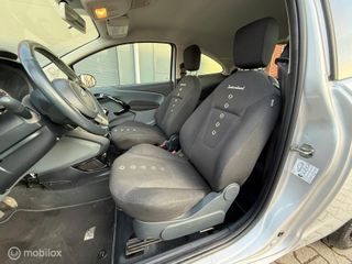 Voertuigafbeelding 6