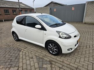 Voertuigafbeelding 6