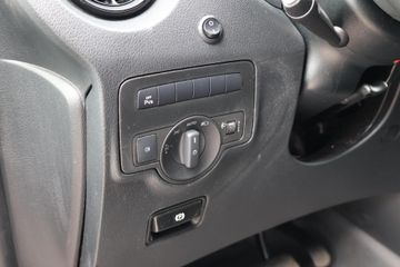 Voertuigafbeelding 17