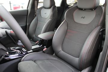 Voertuigafbeelding 9