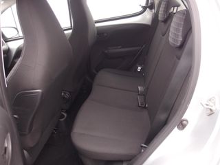 Voertuigafbeelding 32