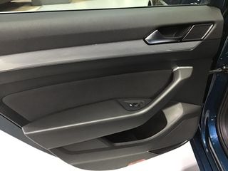 Voertuigafbeelding 35