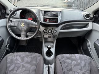 Voertuigafbeelding 9