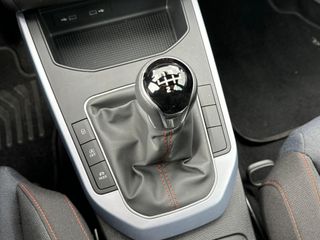 Voertuigafbeelding 26