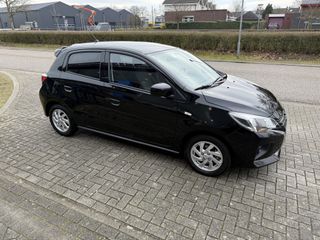 Voertuigafbeelding 4