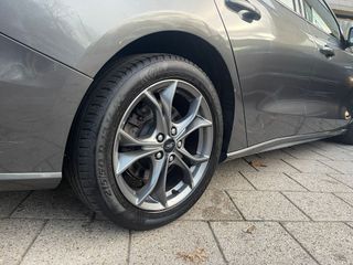 Voertuigafbeelding 19