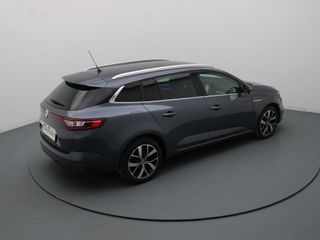 Voertuigafbeelding 9