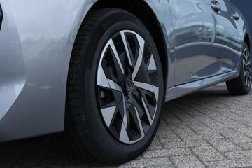 Voertuigafbeelding 8