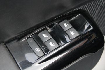 Voertuigafbeelding 36