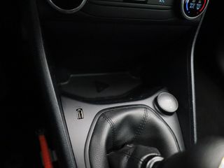 Voertuigafbeelding 19