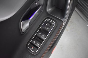 Voertuigafbeelding 25