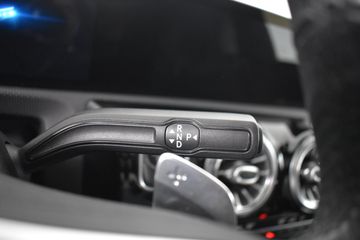 Voertuigafbeelding 38