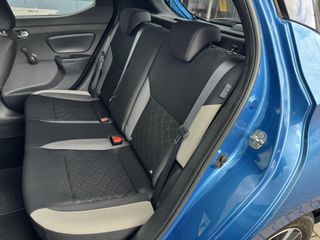 Voertuigafbeelding 7