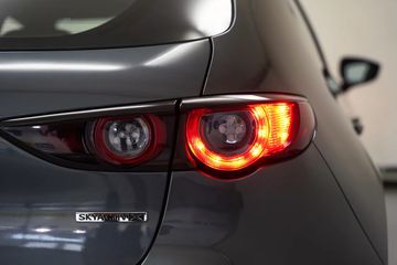 Voertuigafbeelding 32