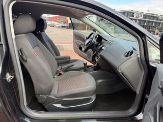 Voertuigafbeelding 35