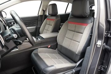 Voertuigafbeelding 8